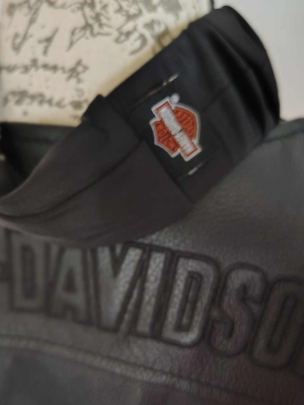 Black Ladies Harley Davidson Leather Zip-Front Biker Vest And Matching Headband - Picture 11 of 12